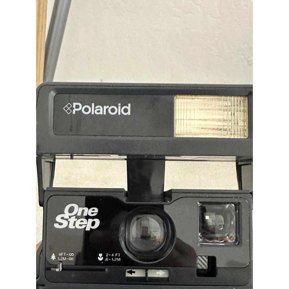 Polaroid One Step 600 Film Instant Camera w Flash Untested w/Strap Vintage - Picture 7 of 9